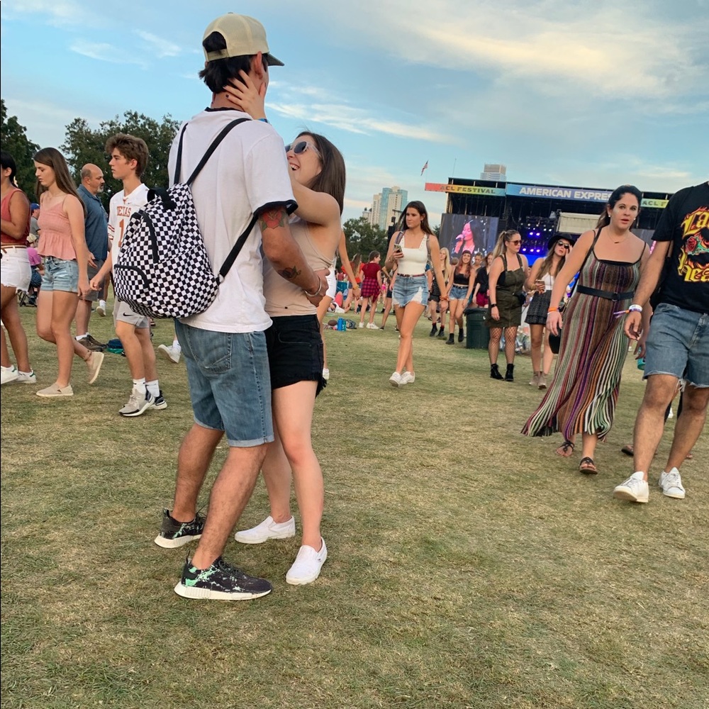 Meet your Posher, Kendall